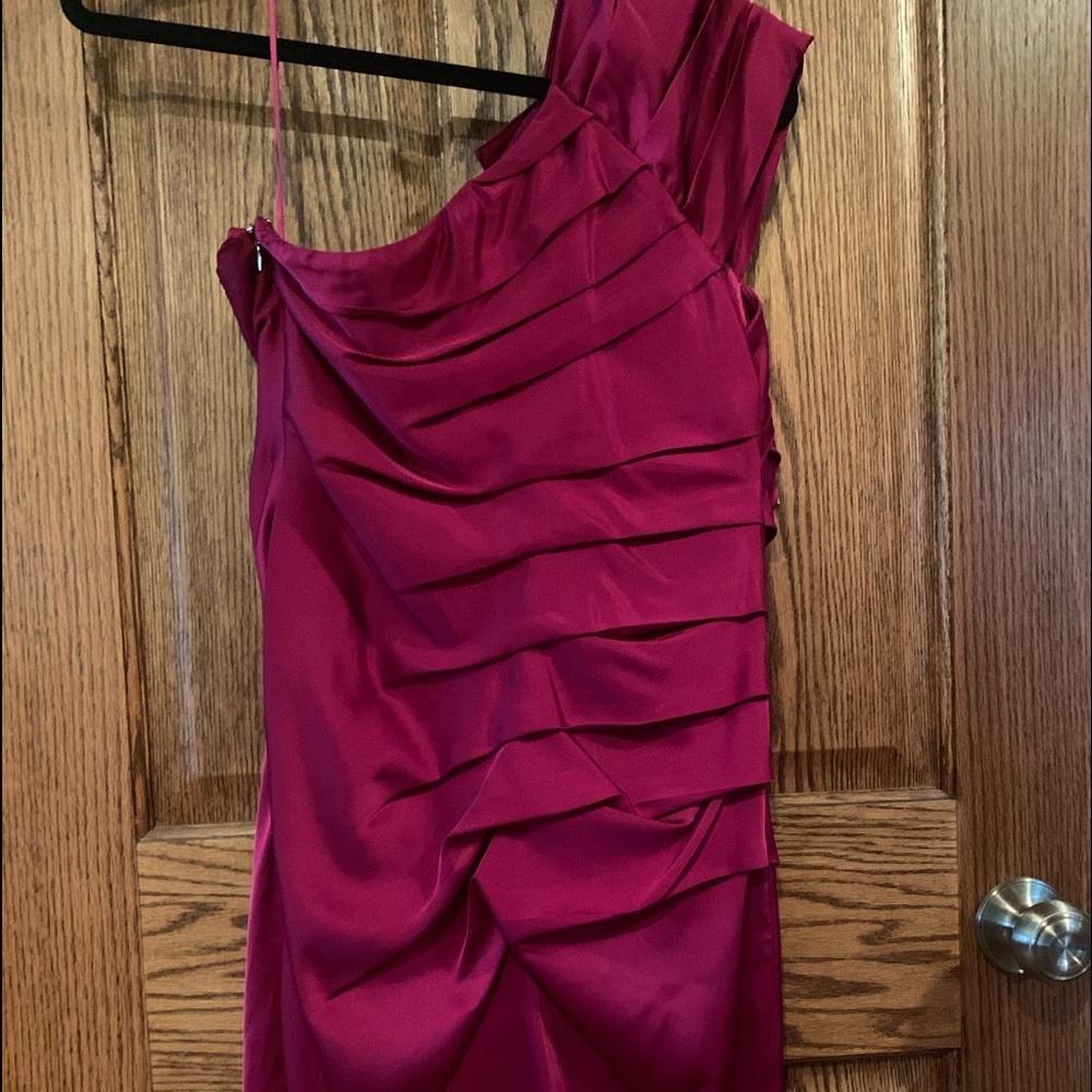 Express dress - Picture 3 of 4